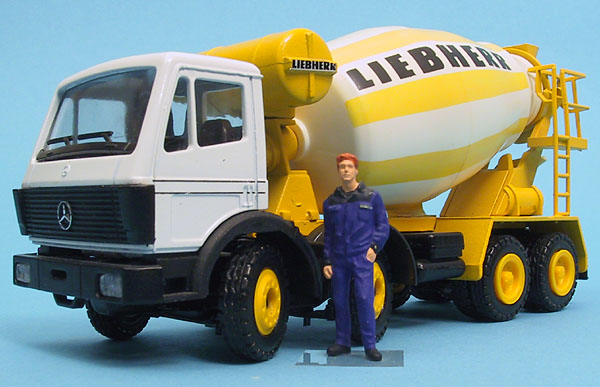 Foto Liebherr / Mercedes-Benz HTM 904 / SK