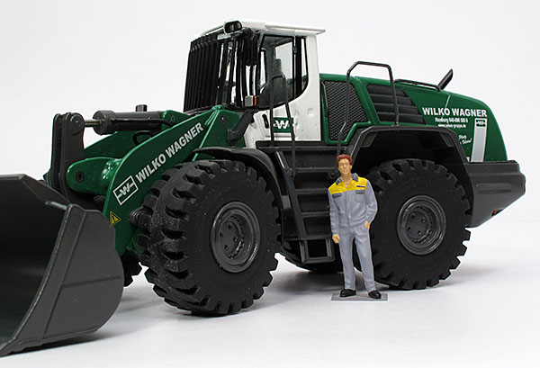 Foto Liebherr L 586 2plus2 – „Wilko Wagner“