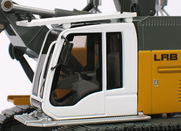 Foto Liebherr LRB 255
