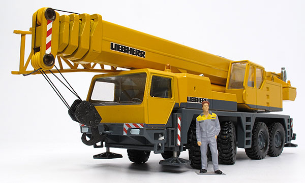 Foto Liebherr LTM 1090/1