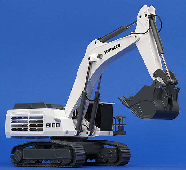 Foto Liebherr R 9100