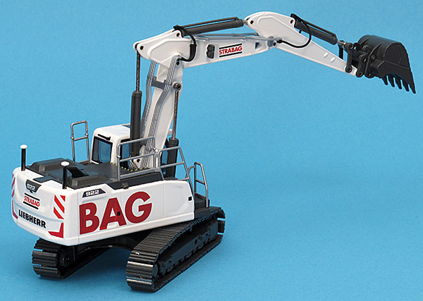 Foto Liebherr R 922 V (Verstellausleger) – „Strabag“