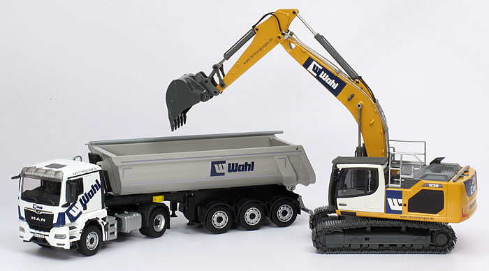 Foto Liebherr R 938 – „Wahl“