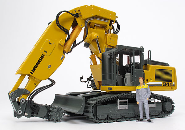 Foto Liebherr R 944 C Tunnel