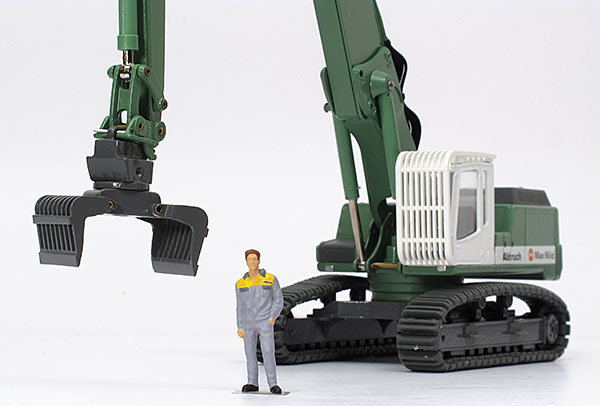Foto Liebherr R 954 BV LF – „Max Wild“