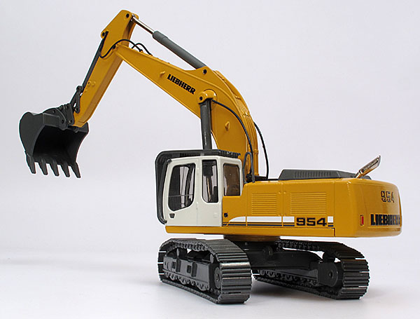 Foto Liebherr R 954 C (mit Anbaugeräten)