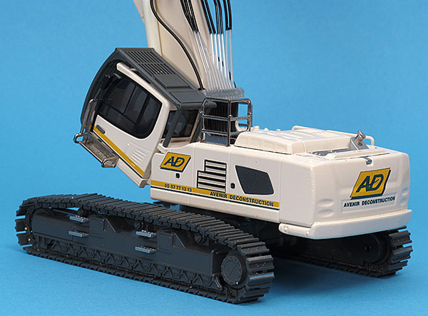 Foto Liebherr R 960 Demolition – „Avenir Deconstruction“