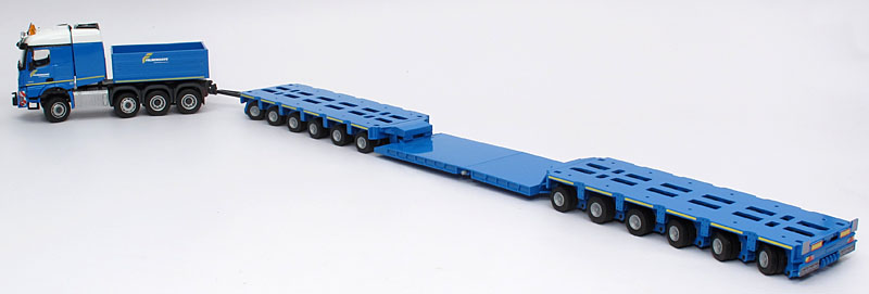 Foto Mercedes-Benz / Goldhofer Arocs 4163 8×6 / THP – „Felbermayr“