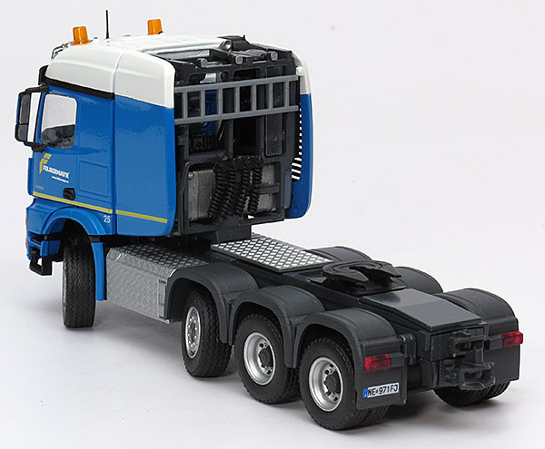 Foto Mercedes-Benz / Goldhofer Arocs 4163 8×6 / THP – „Felbermayr“