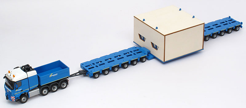 Foto Mercedes-Benz / Goldhofer Arocs 4163 8×6 / THP – „Felbermayr“