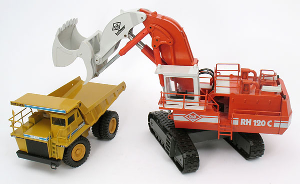 Foto O&K RH120-C