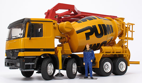 Foto Putzmeister / Mercedes-Benz PUMI TMM 24.67 Q