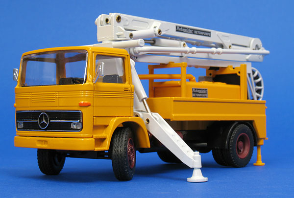 Foto Putzmeister / Mercedes-Benz W 17/20