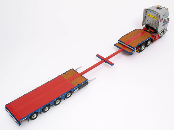 Foto Scania / Nooteboom R480 mit Tieflader – „Binz KG“