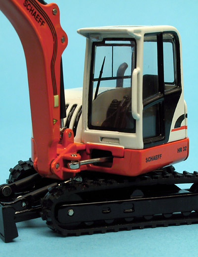 Foto Schaeff HR32