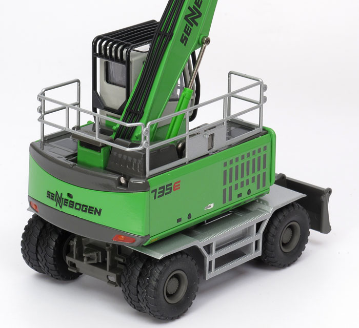 Foto Sennebogen 735E mit Anhänger