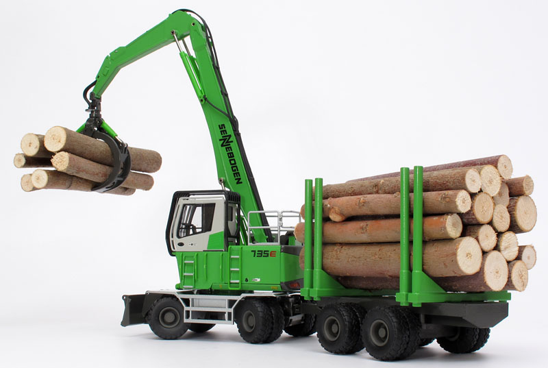 Foto Sennebogen 735E mit Anhänger