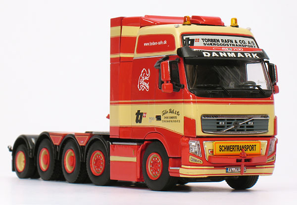 Foto Volvo FH16 700 – „Torben Rafn“