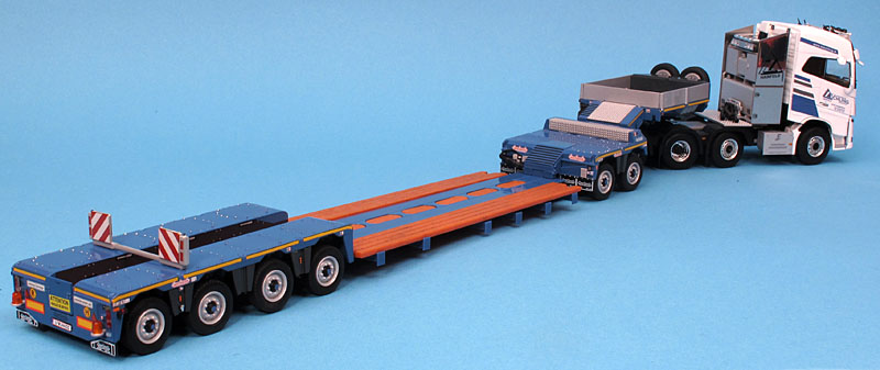Foto Volvo / Nooteboom FH16 / Euro-PX – „Zöchling“