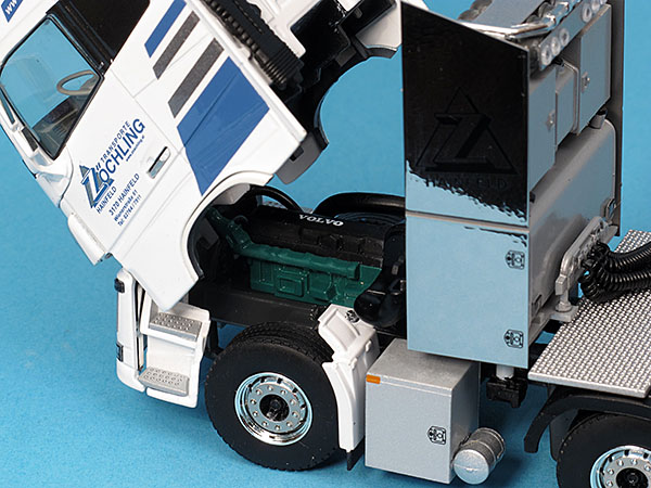 Foto Volvo / Nooteboom FH16 / Euro-PX – „Zöchling“