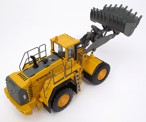 Foto Volvo L350F