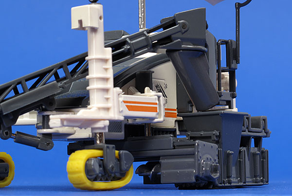 Foto Wirtgen SP15 mit Förderband